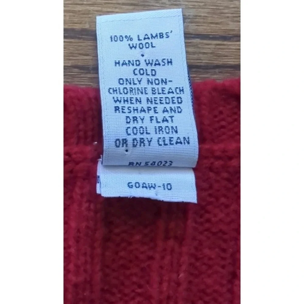 GAP Men's 100% Lambswool Red V Neck Ribbed Knit Sweater Fisherman Cabincore XL‎